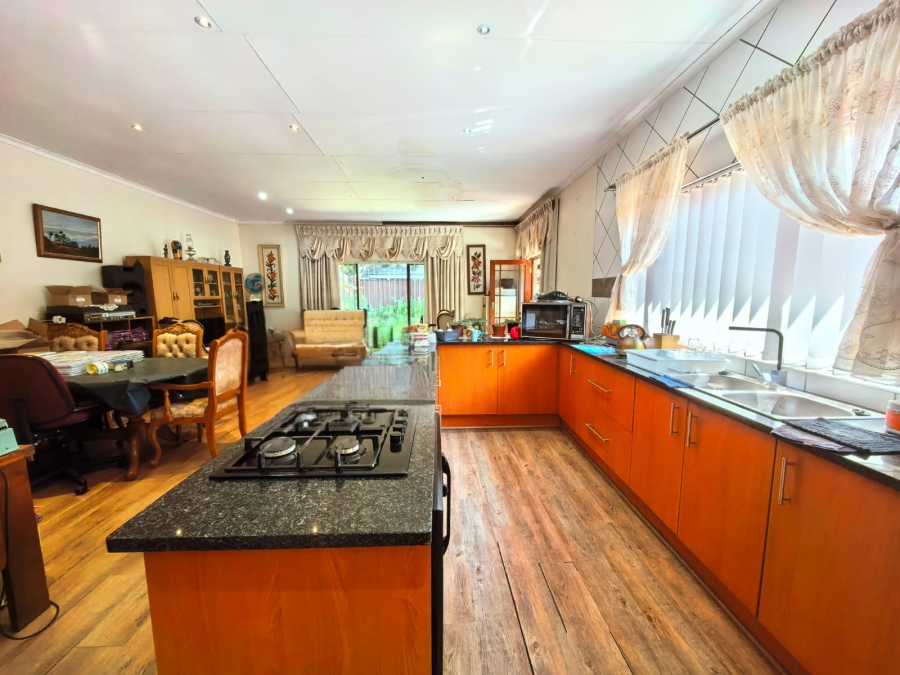 5 Bedroom Property for Sale in Sasolburg Ext 4 Free State